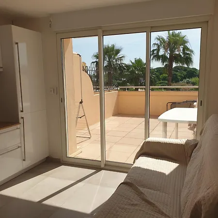 Apartment Les Marines De