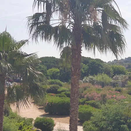 Les Marines De *