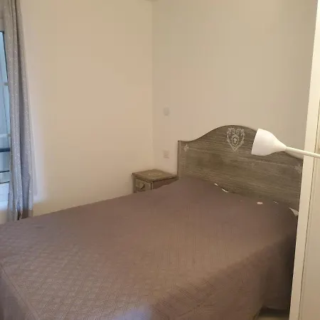 Les Marines De Gassin