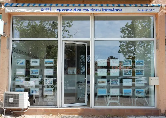 Διαμέρισμα Les Marines De *