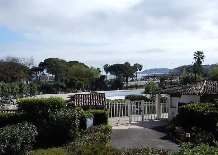 Les Marines De Gassin